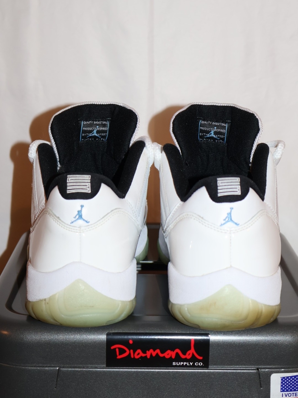 Air Jordan 11 Retro Low 'Legend Blue' - Picture 3 of 8